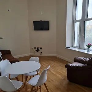 Luxury 2 Bedroom, And 2 Bathroom Apartment