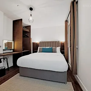 Evita Apartment